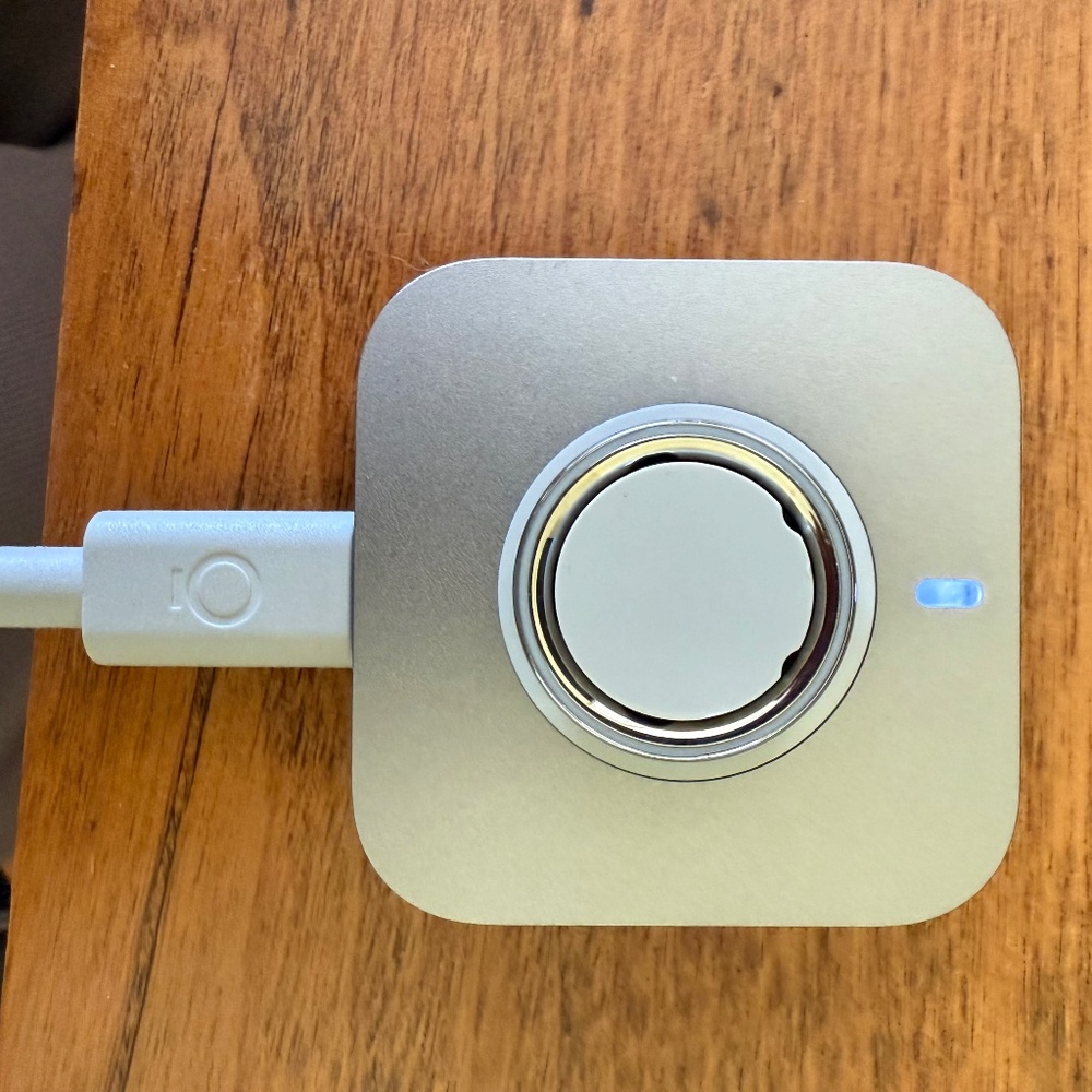 Oura Ring 4 Charger (non working Ring included Silver Size 8)